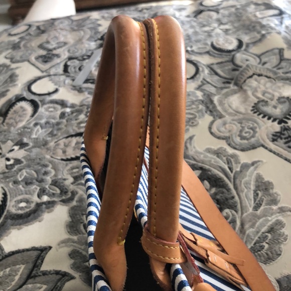 Rooney and Burke purse - Picture 2 of 5